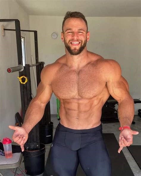 Muscle Ass &Eric Janicki&